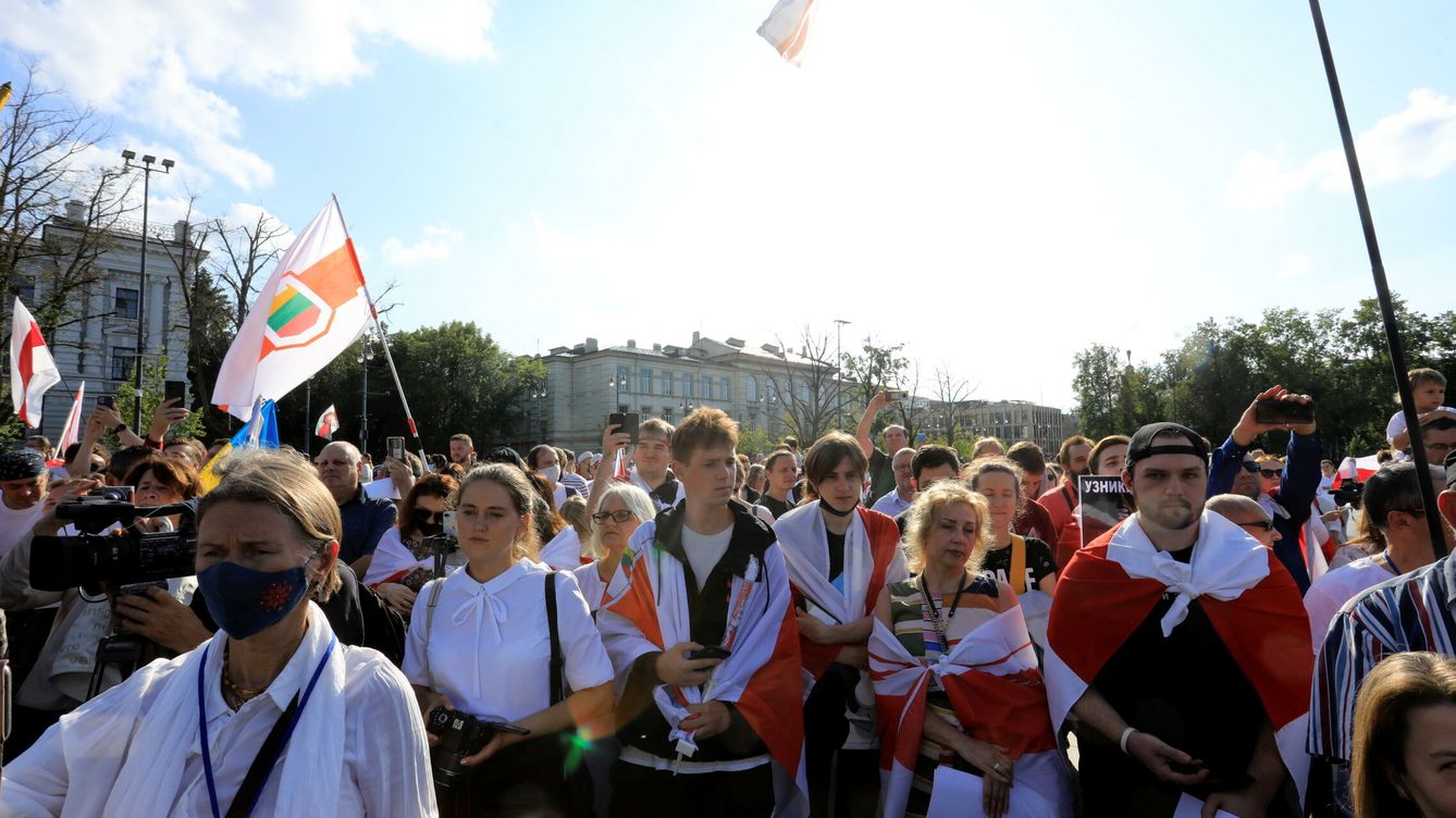 ¿Otra verja? La UE, a favor de una barrera en Lituania para frenar la inmigración de Minsk