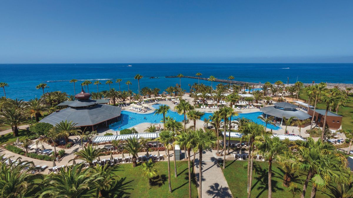 Riu invierte 43 millones en sus hoteles de Tenerife para diversificar su oferta