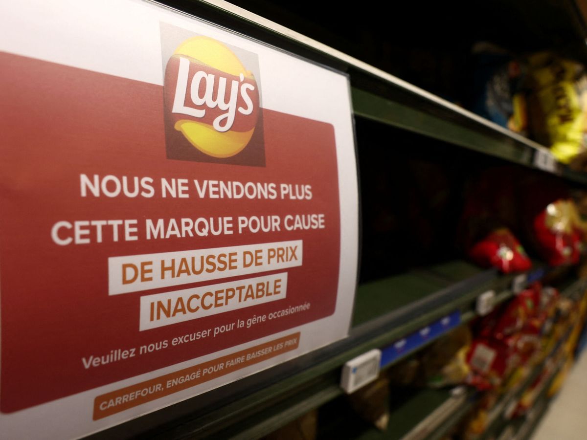 Foto: Cartel explicativo en un Carrefour de Francia. (Reuters/Stephanie Lecocq)