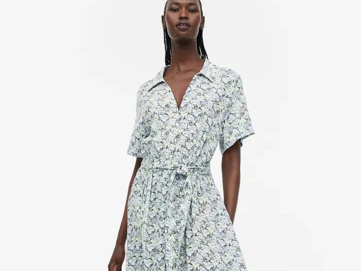 Foto: Este vestido camisero de H&M que se fabrica en cuatro colores, será el acierto del verano por menos de 20 euros. (Cortesía H&M)