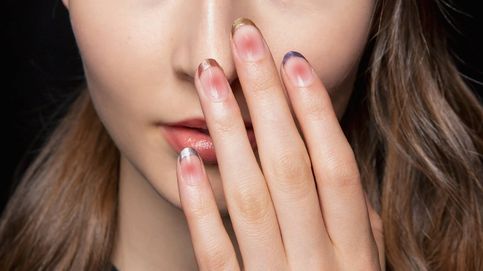 ¿Uñas con colorete? Sí, la 'cheek nail french manicure' llega con fuerza desde Corea