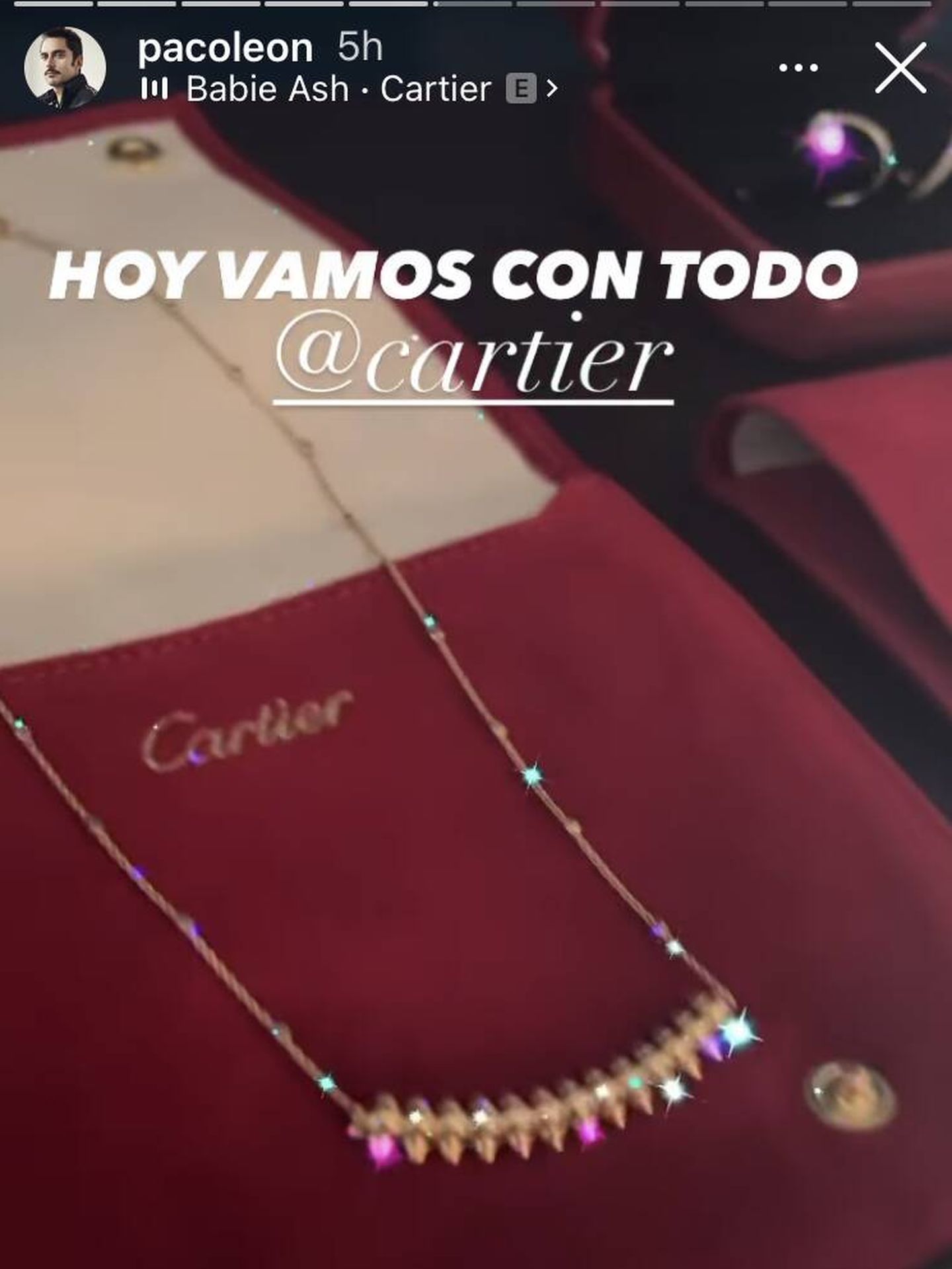 Joyas de Cartier. (Via stories @pacoleon)