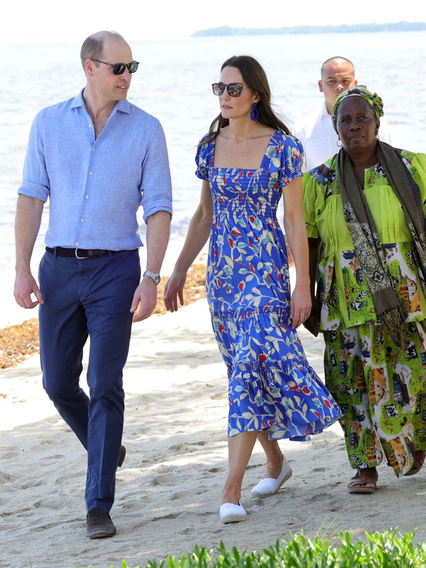 Los duques, por las playas de Belice.  (Reuters/Pool/Chris Jackson)