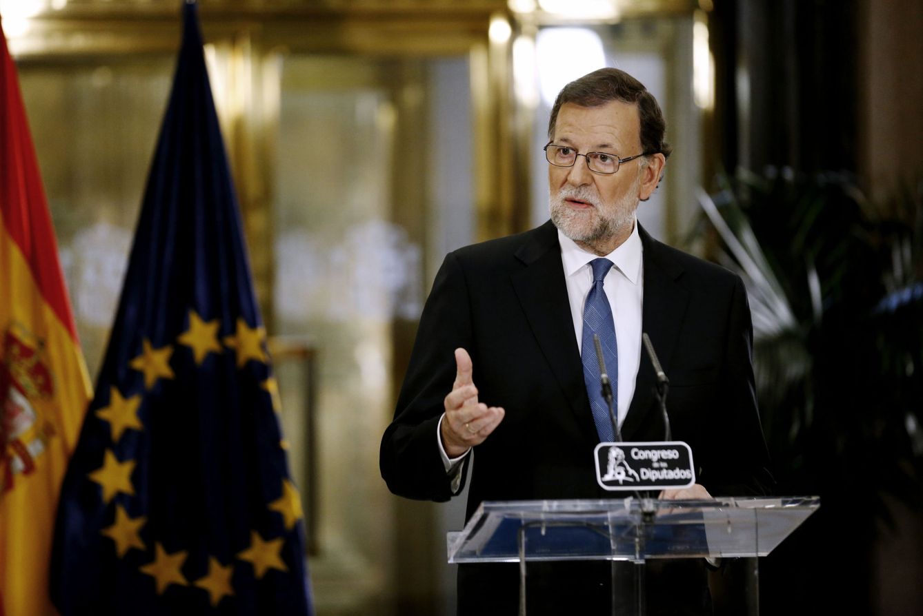 El presidente del Gobierno en funciones, Mariano Rajoy, durante una comparecencia ante los medios. (EFE)