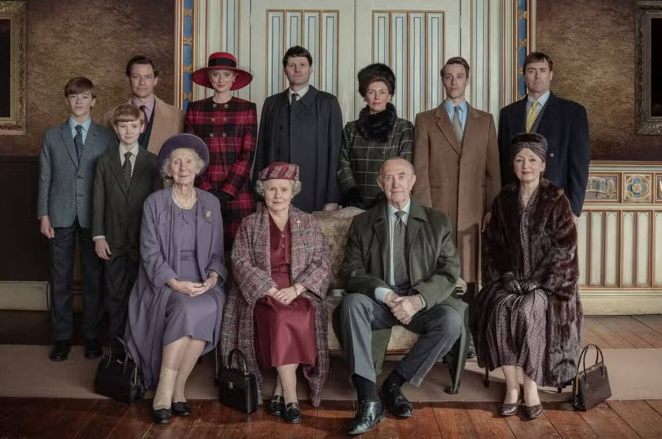 La familia real inglesa en la quinta temporada de 'The Crown'. (Netflix)