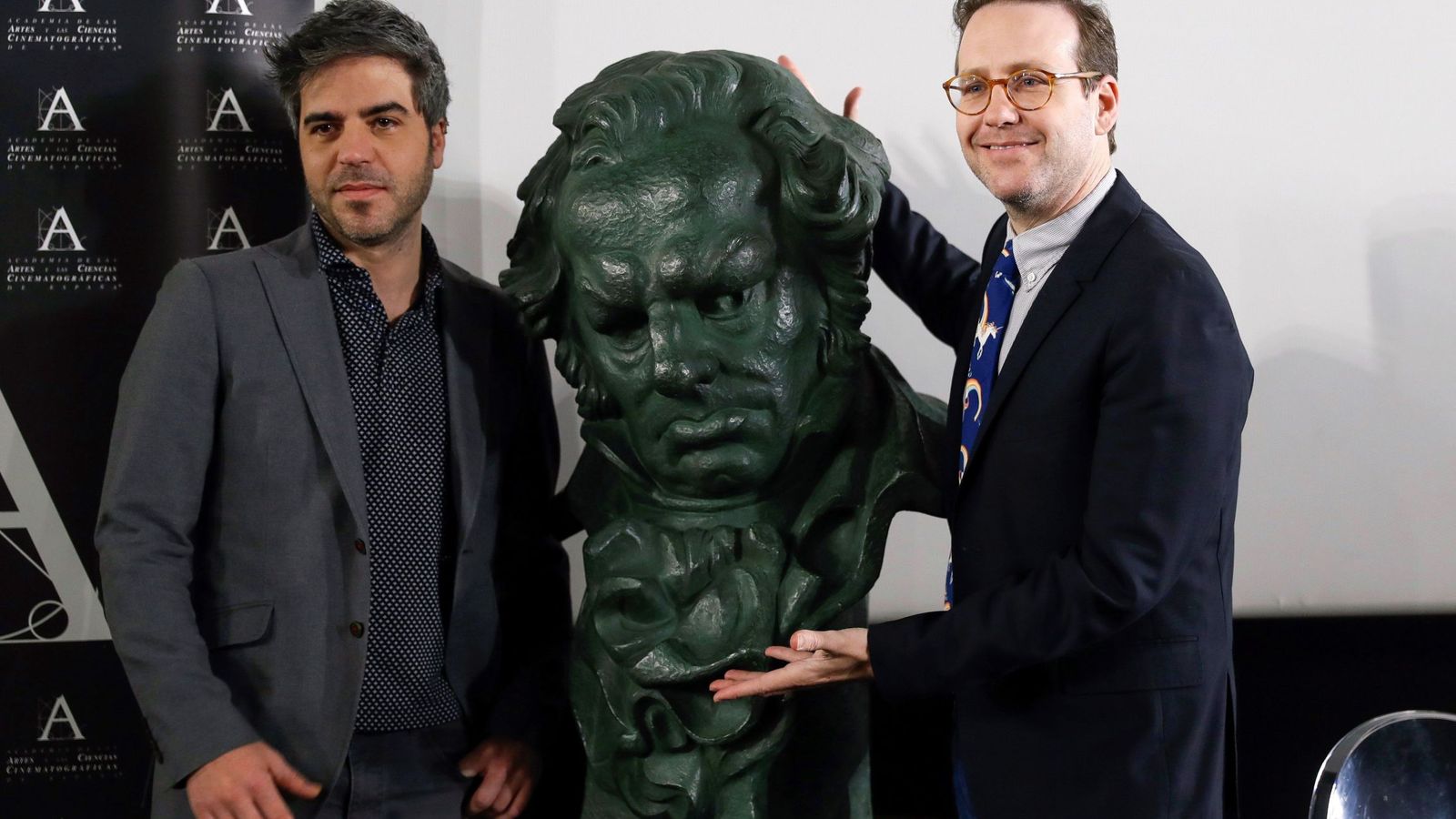 Foto: Rueda de prensa de los presentadores de los premios Goya, Ernesto Sevilla y Joaquín Reyes. (EFE)
