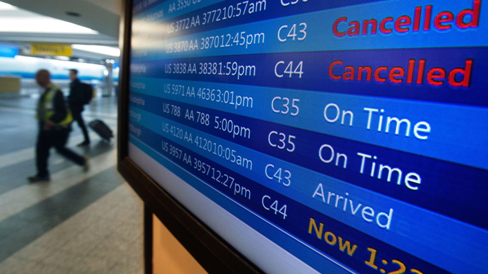 Foto: Todos los días se retrasan miles de vuelos. (Reuters)