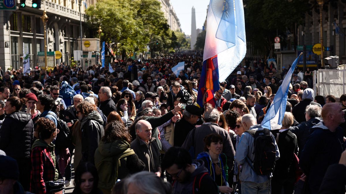 Manifestaciones en Argentina en repulsa del ataque a Cristina Fernández de Kirchner