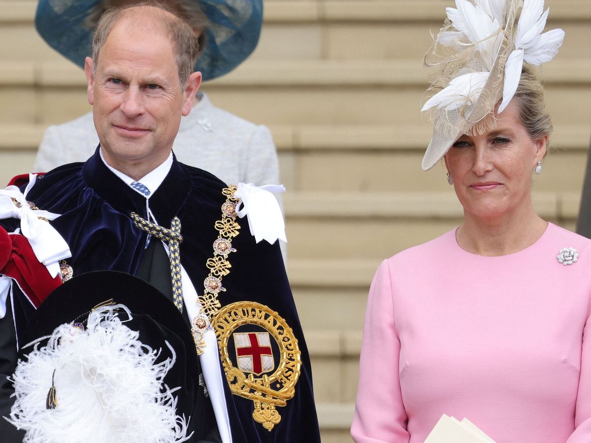Foto: Los nuevos duques de Edimburgo. (Reuters/Chris Jackson)