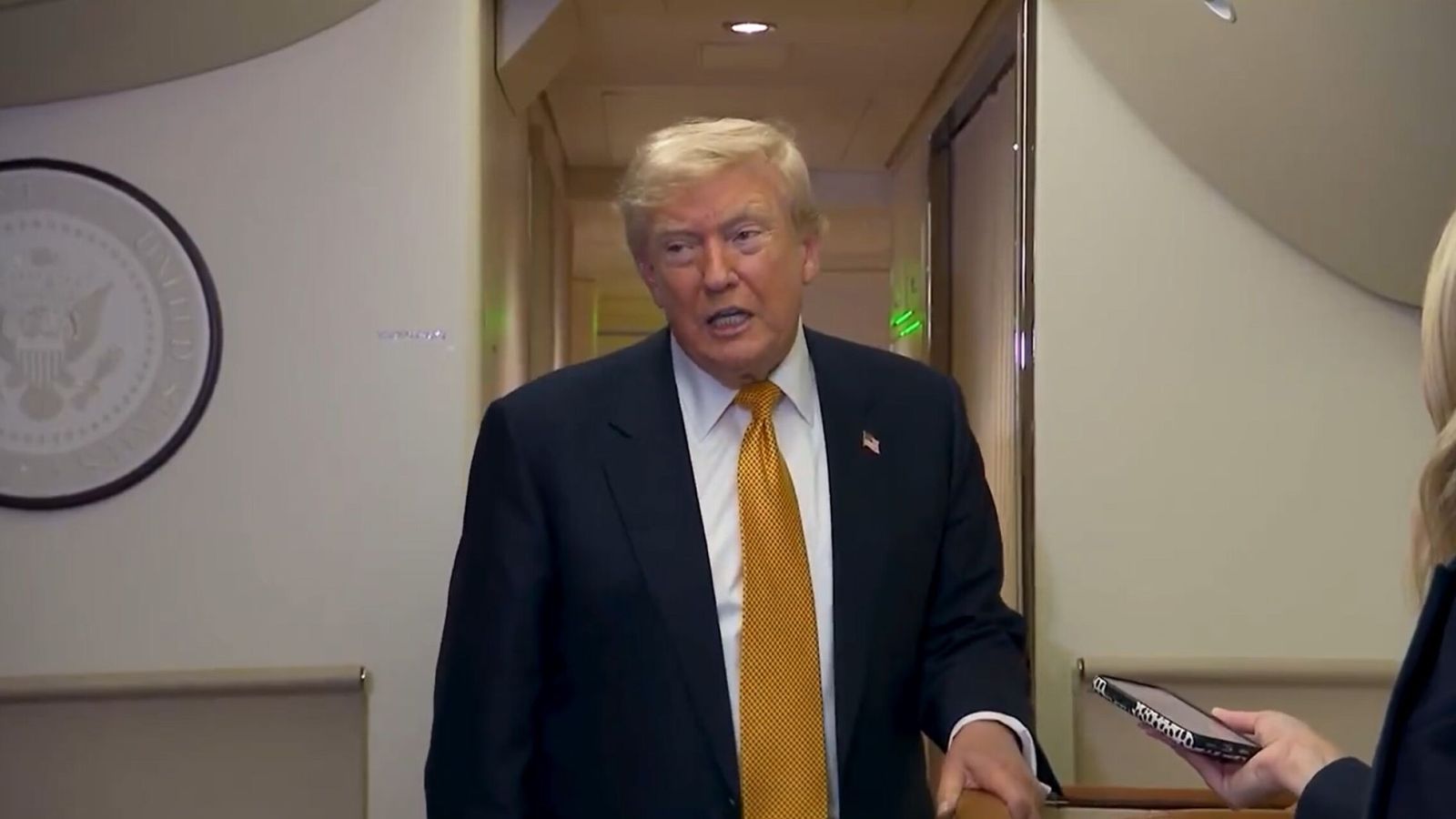 Trump asegura que España "se redimió" al acceder a una solicitud de pago a la OTAN