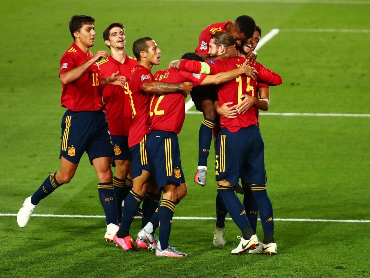 Foto: España celebra el segundo gol. (Reuters)
