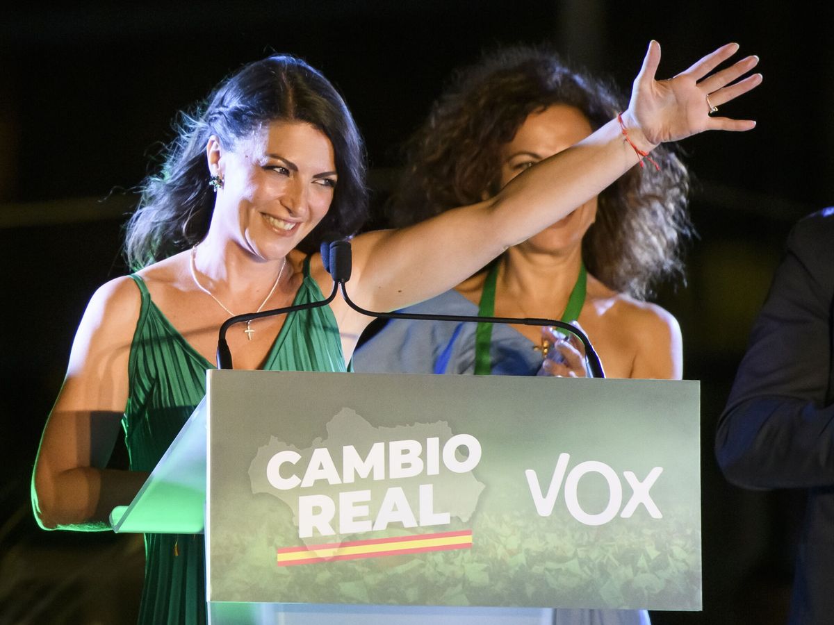 Foto: La candidata a la presidencia de la Junta por Vox. (EFE/Raúl Caro)