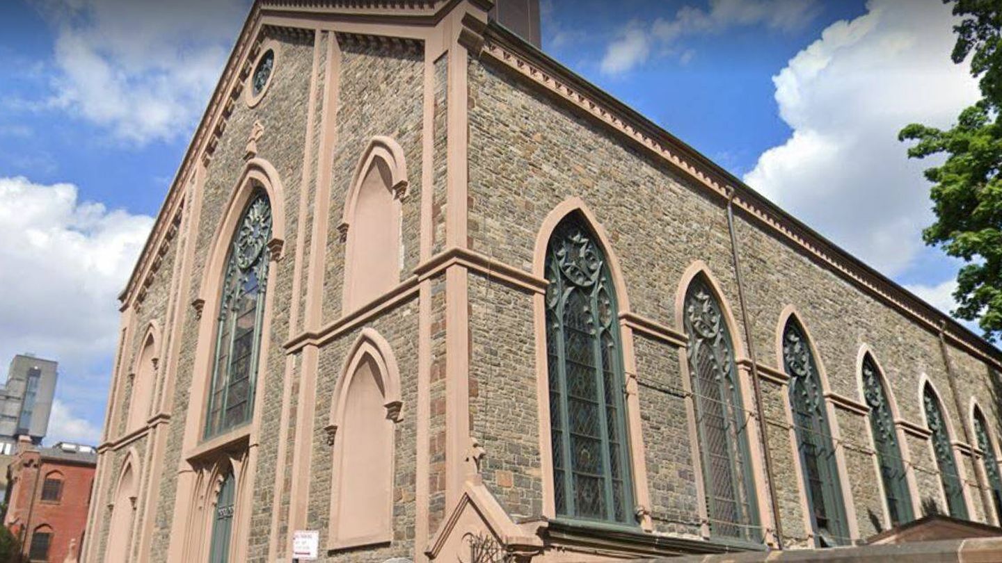 La iglesia recibe miles de visitas desde que apareció en la película. (Google Maps)