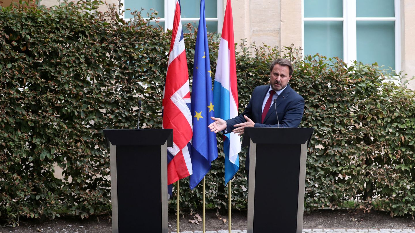 Xavier Bettel, primer ministro de Luxemburgo, durante la rueda de prensa que debía celebrar con Johnson. (Reuters)