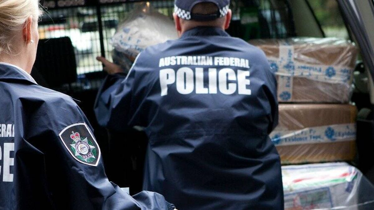 La policía de Australia acusa a un hombre de 400 delitos de pederastia y pedofilia