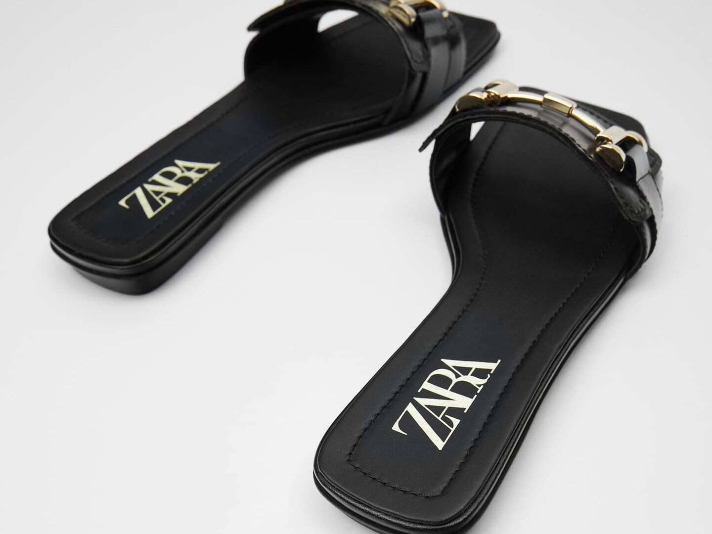 Sandalias planas de Zara tipo mocasín. (Cortesía)