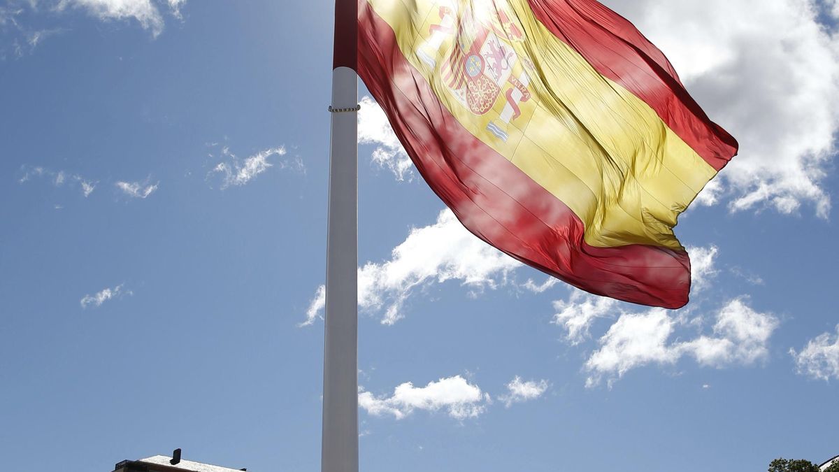 El mundo al revés: empresas con todo el negocio español mejor que diversificadas