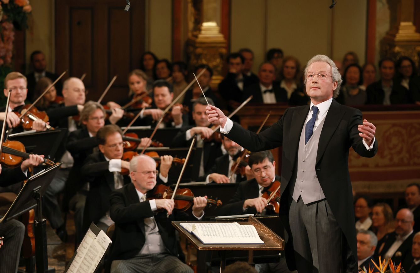 El maestro Franz Welser-Möst, en el concierto de 2023. (EFE/Dieter Nagl)