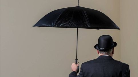 Sobre paraguas y mala suerte: apuntando al origen de una superstición que llega con la lluvia