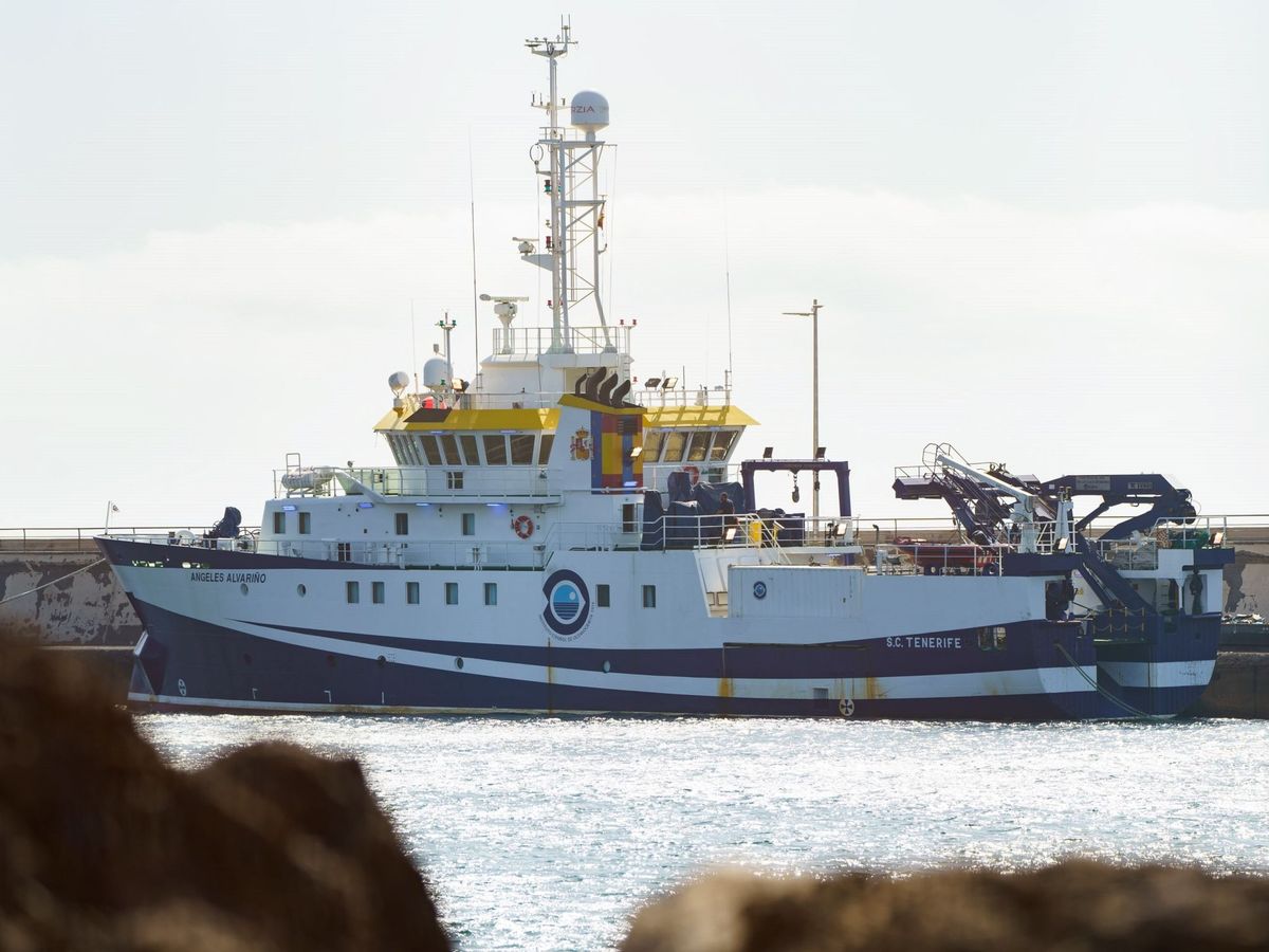 Foto: El buque oceanográfico que sigue buscando en el mar. (EFE)