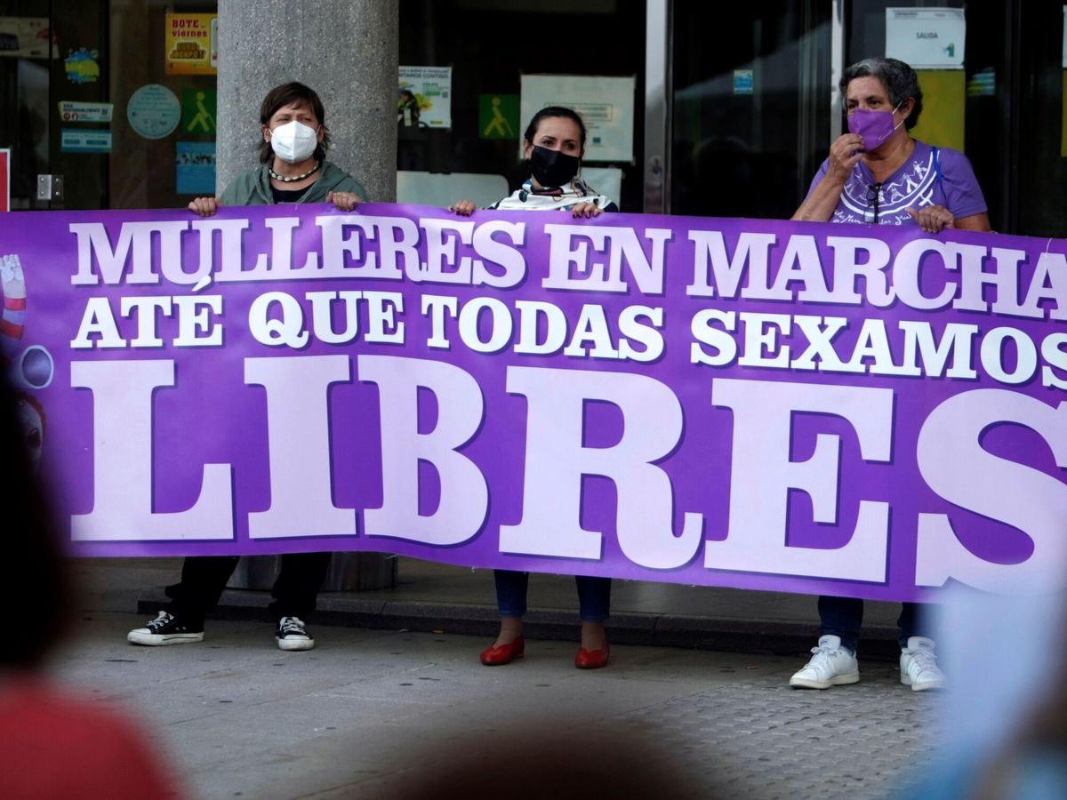 Foto: Concentración contra la violencia machista en A Coruña. (EFE/Cabalar)