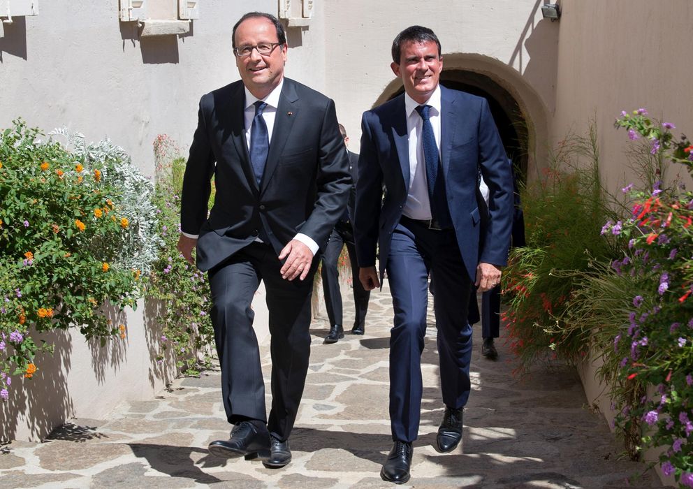 Foto:  El presidente francés, François Hollande (izq), y el primer ministro galo, Manuel Valls (dcha) (Efe)