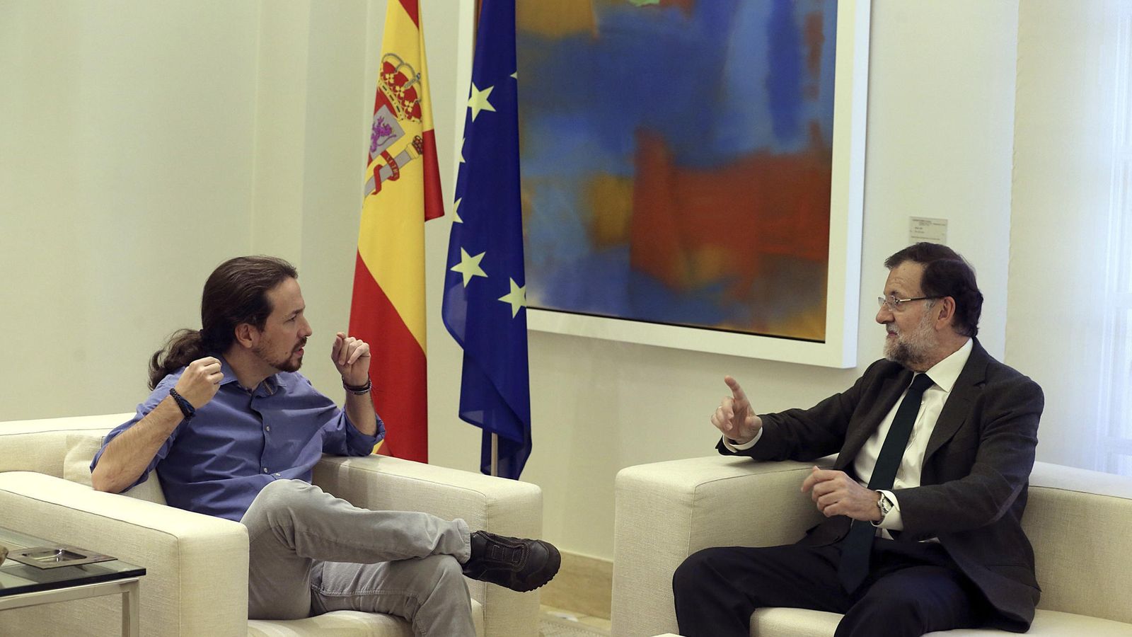 Foto: El presidente del Gobierno, Mariano Rajoy recibió el pasado octubre al líder de Podemos en la Moncloa. (EFE)
