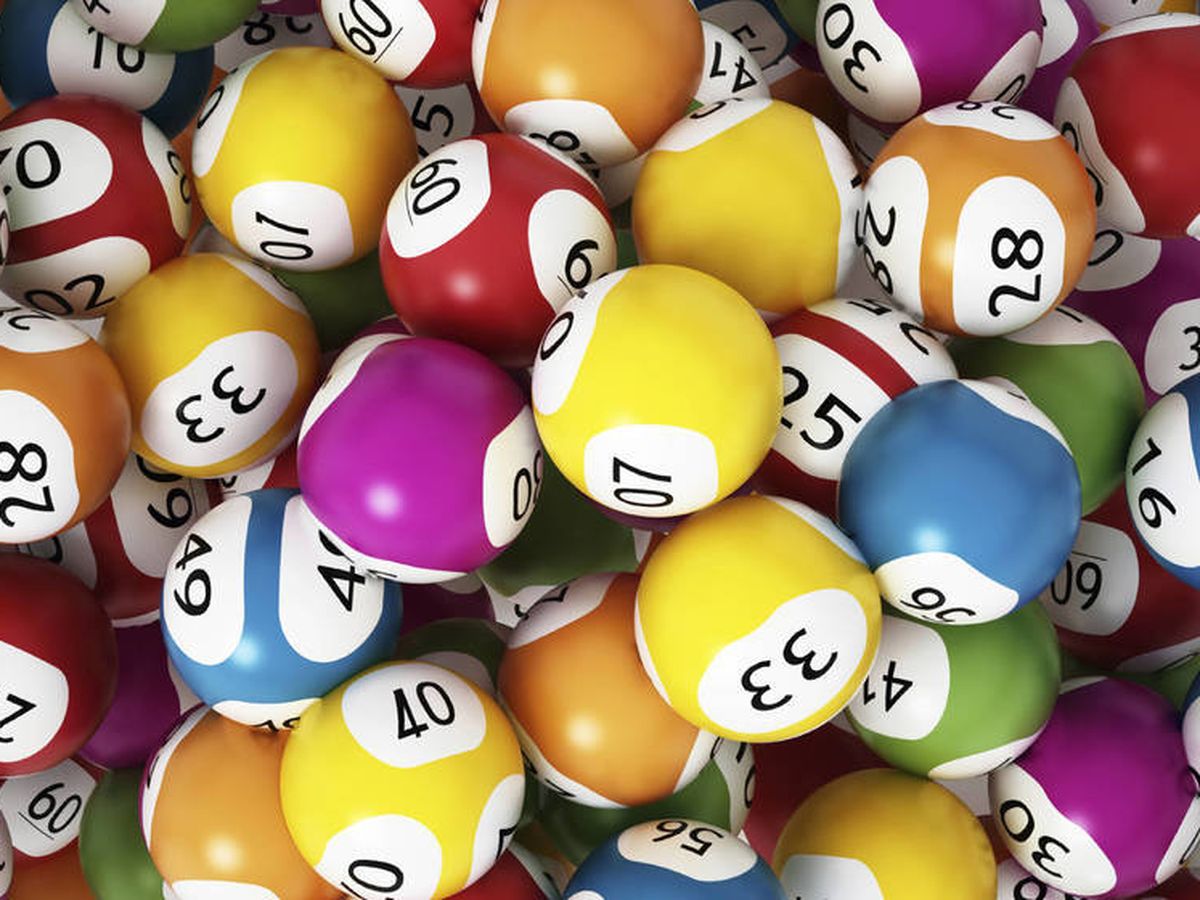 Foto: Bolas con los números de la lotería.