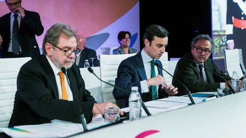 Telefónica, Caixa y Santander avalan la nueva Prisa y la pensión de Cebrián