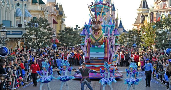 Foto: Cabalgata del parque Disneyland París. (Cortesía de Disney)