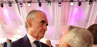 Post de Mario Conde, maestro de ceremonias en la increíble fiesta de la nieta del Turronero 