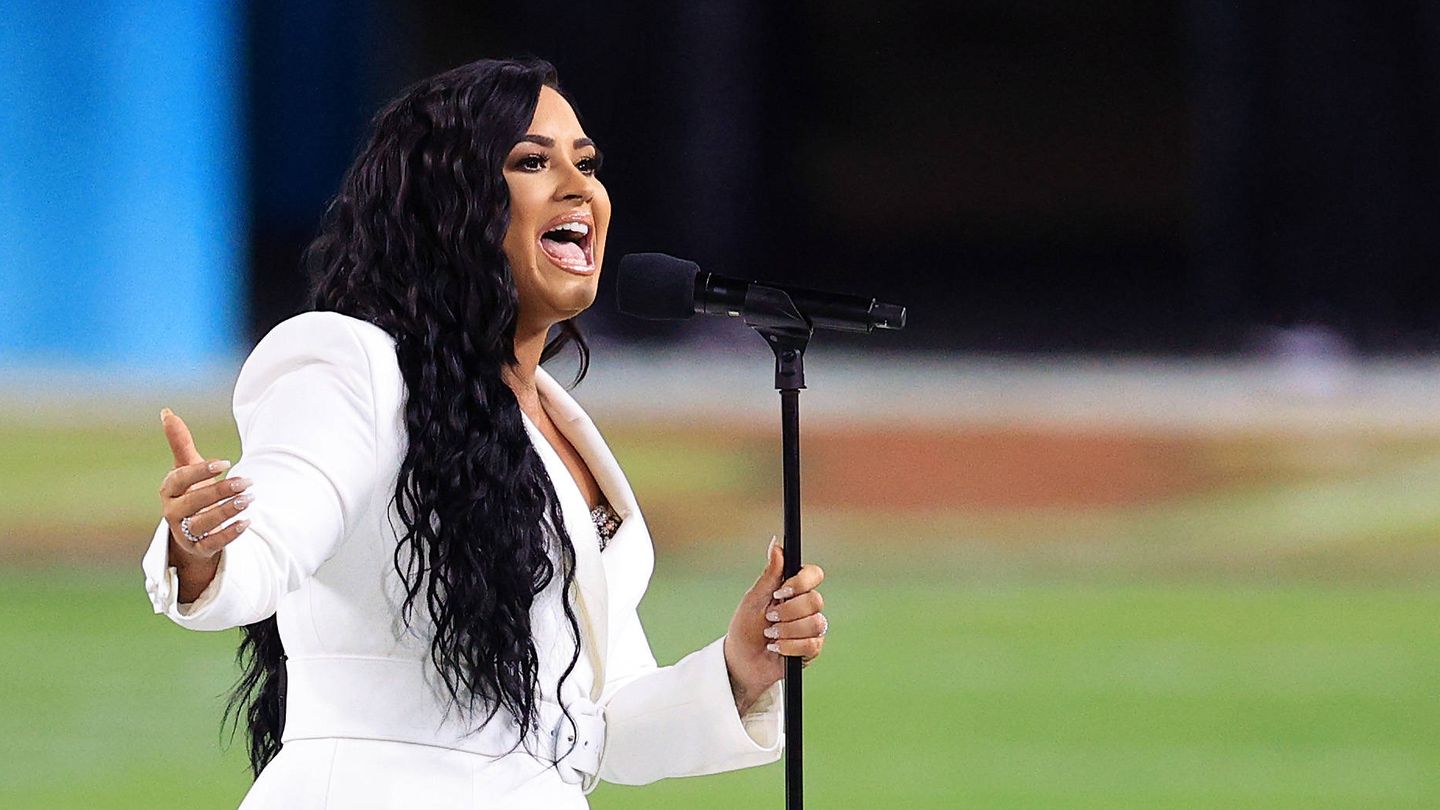  La cantante, actuando en la Super Bowl de 2020. (Getty)