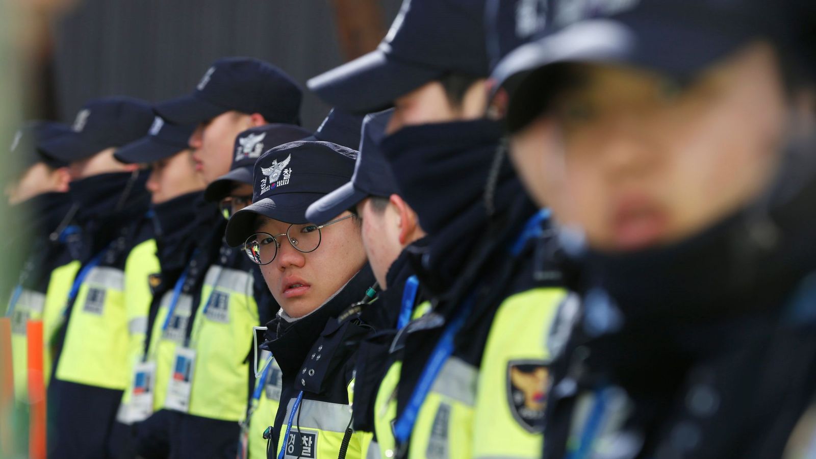 Foto: La policía surcoreana pudo dar con el sospechoso porque se jactó de haber sido millonario (EFE/Barbara Walton)