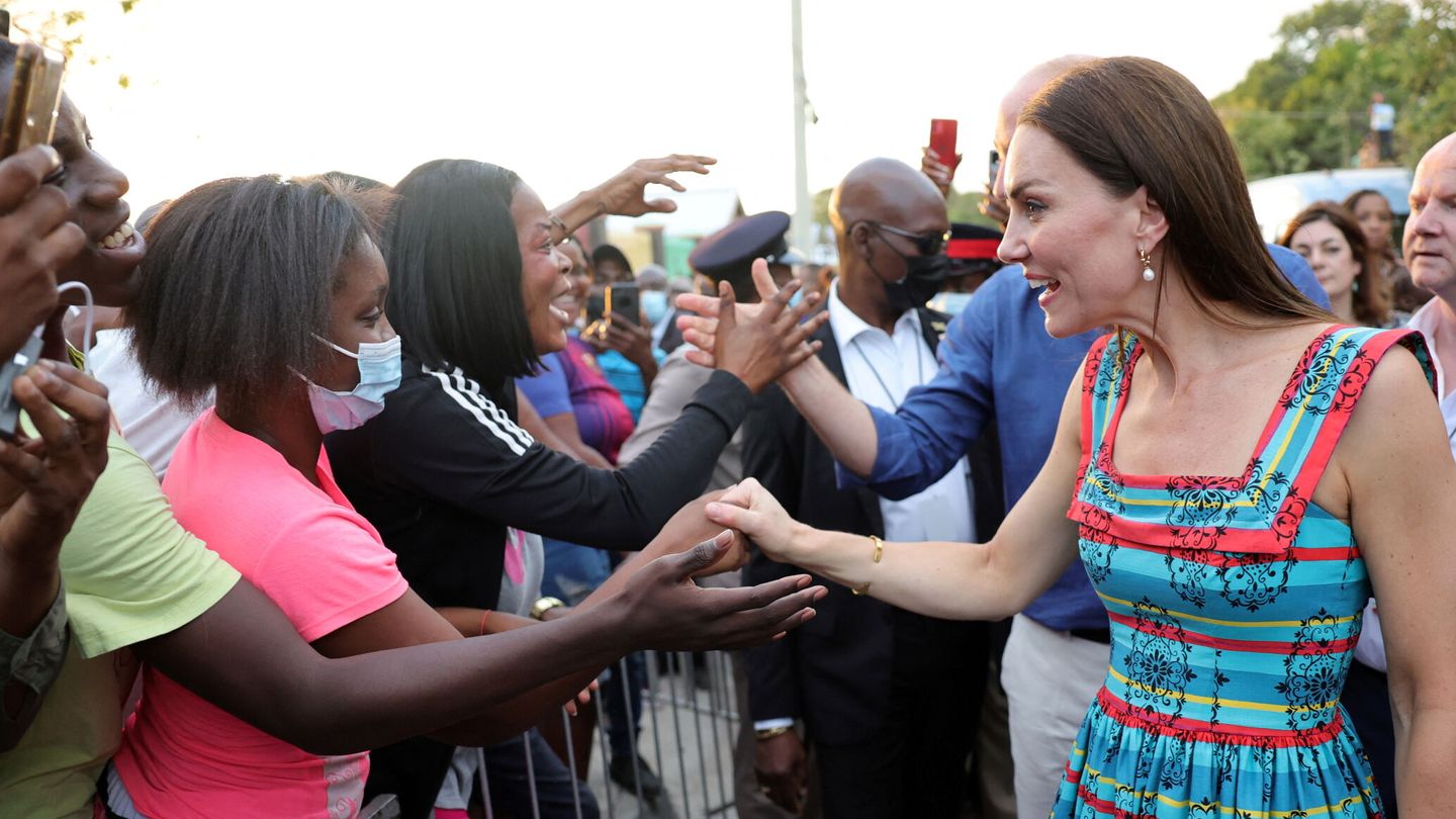 Kate Middleton, en otra imagen de su visita. (Reuters/Chris Jackson)