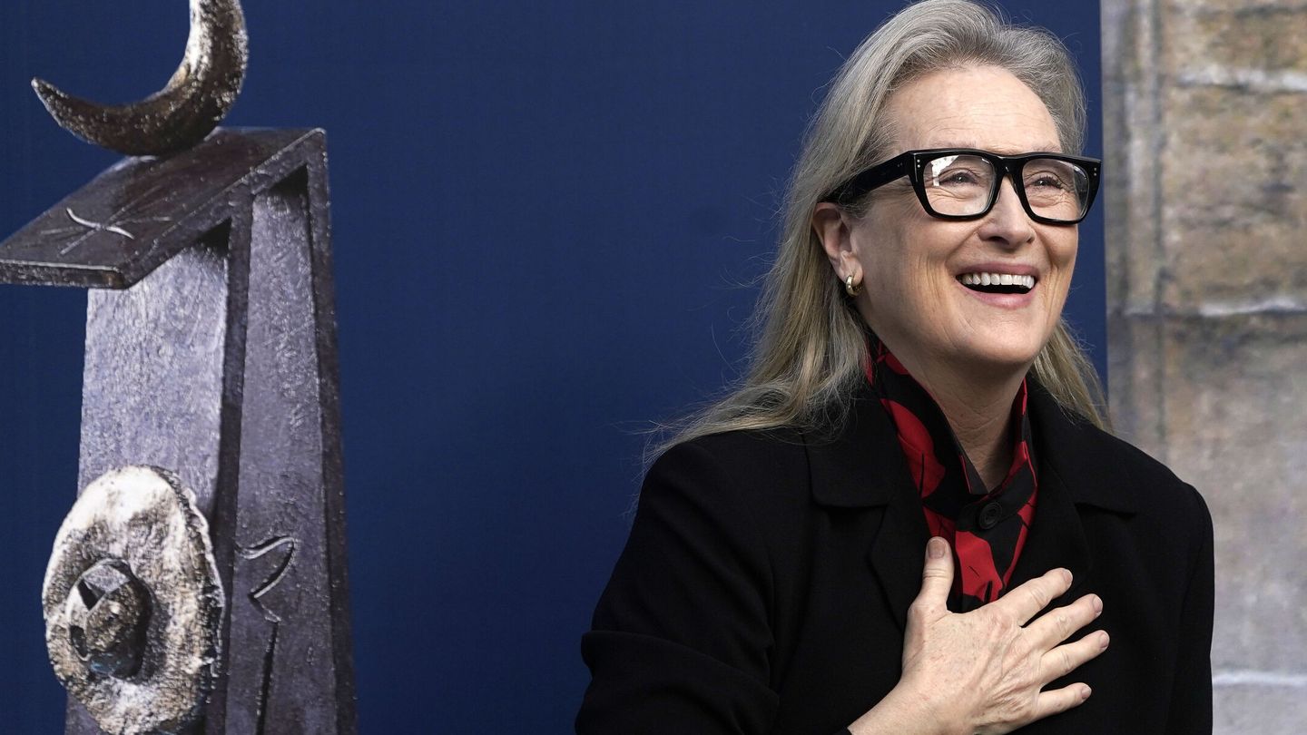Meryl Streep, agradecida y emocionada en Oviedo. (EFE/Paco Paredes) 