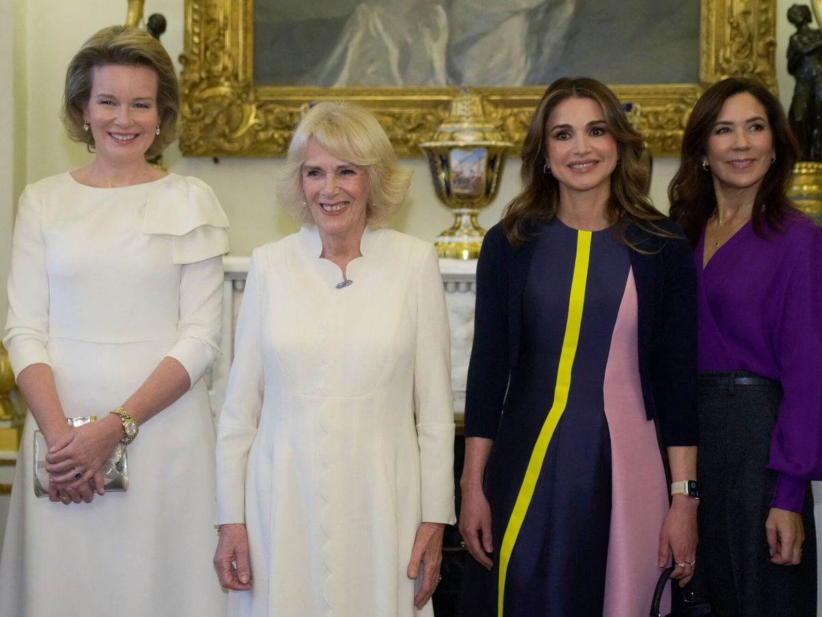 Foto: La reina Camila, la reina Matilde, la reina Rania y la princesa Mary. (Reuters/Kin Cheung)