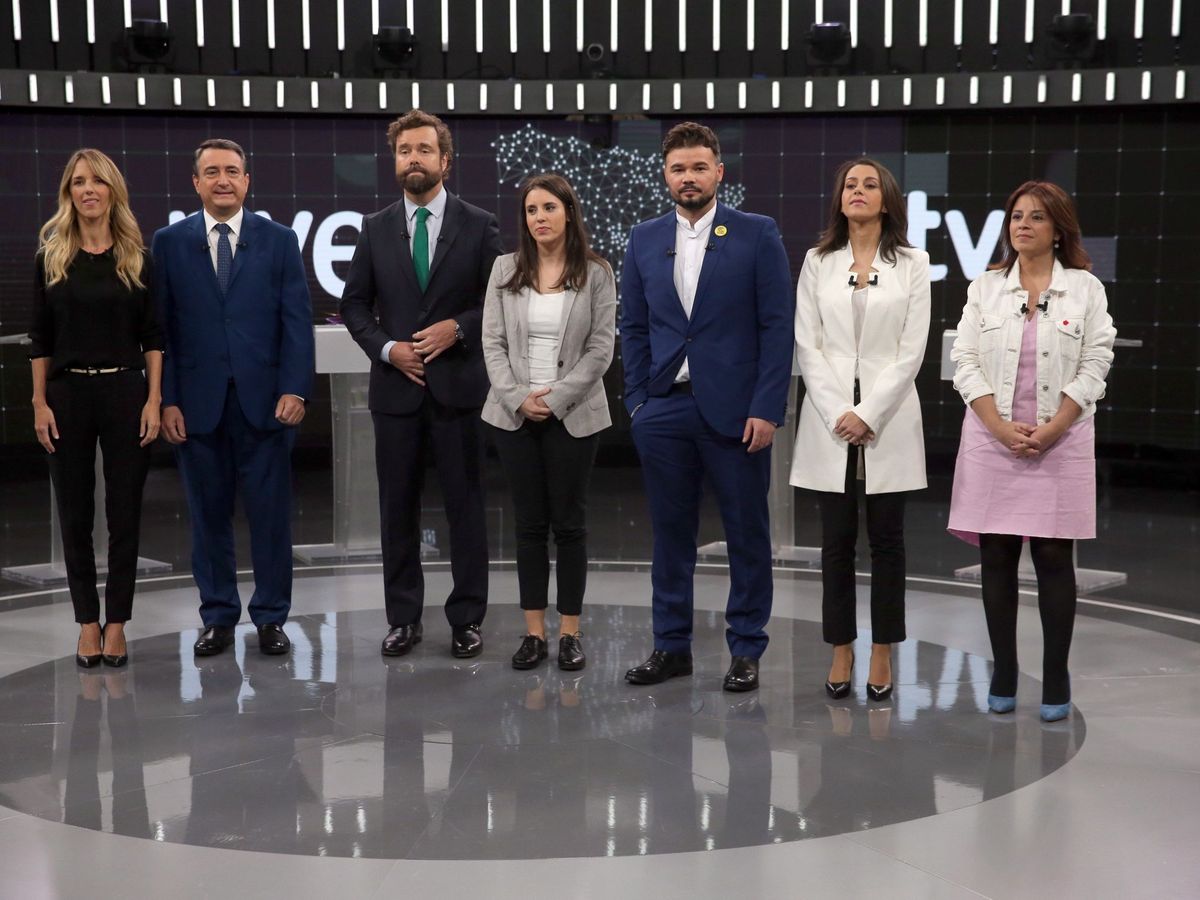 Foto: Debate electoral a siete en los estudios de RTVE de Prado del Rey. (EFE)