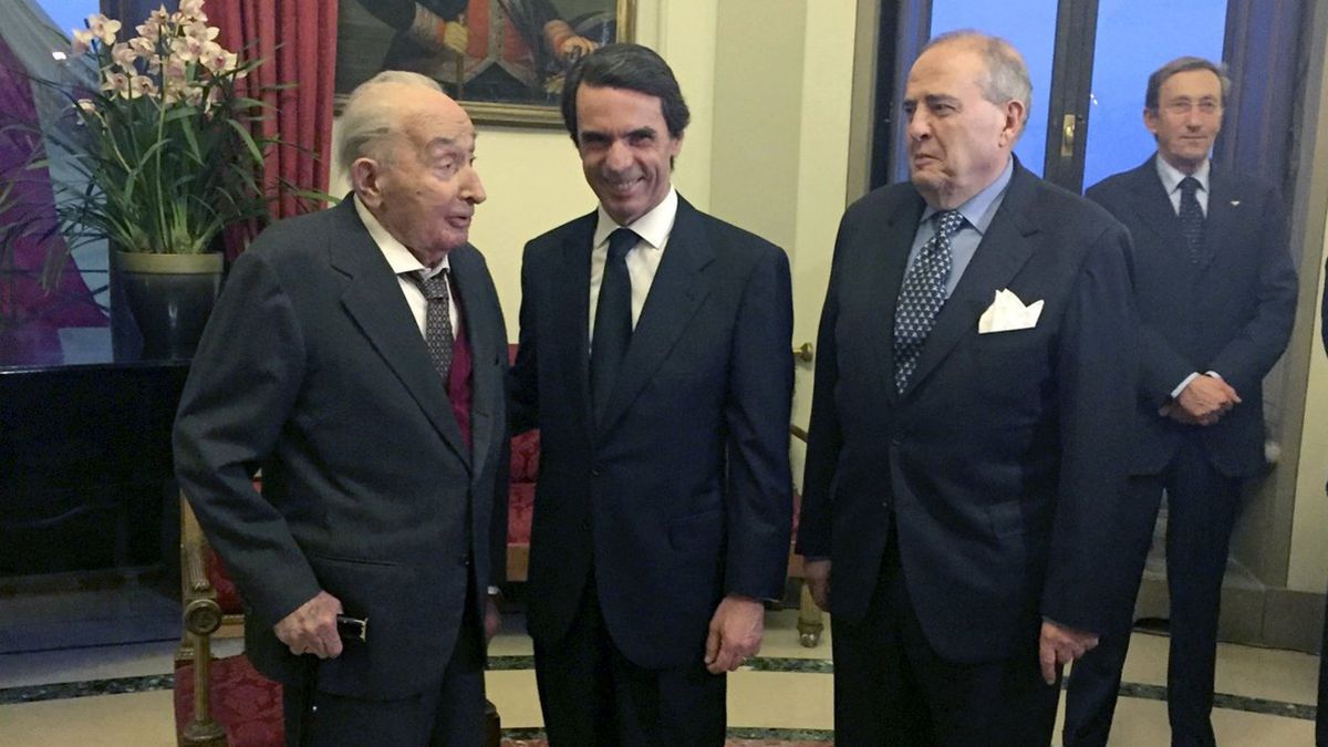 Aznar da otro 'toque' al PP: "Me remito a lo dicho. La situación política es preocupante"
