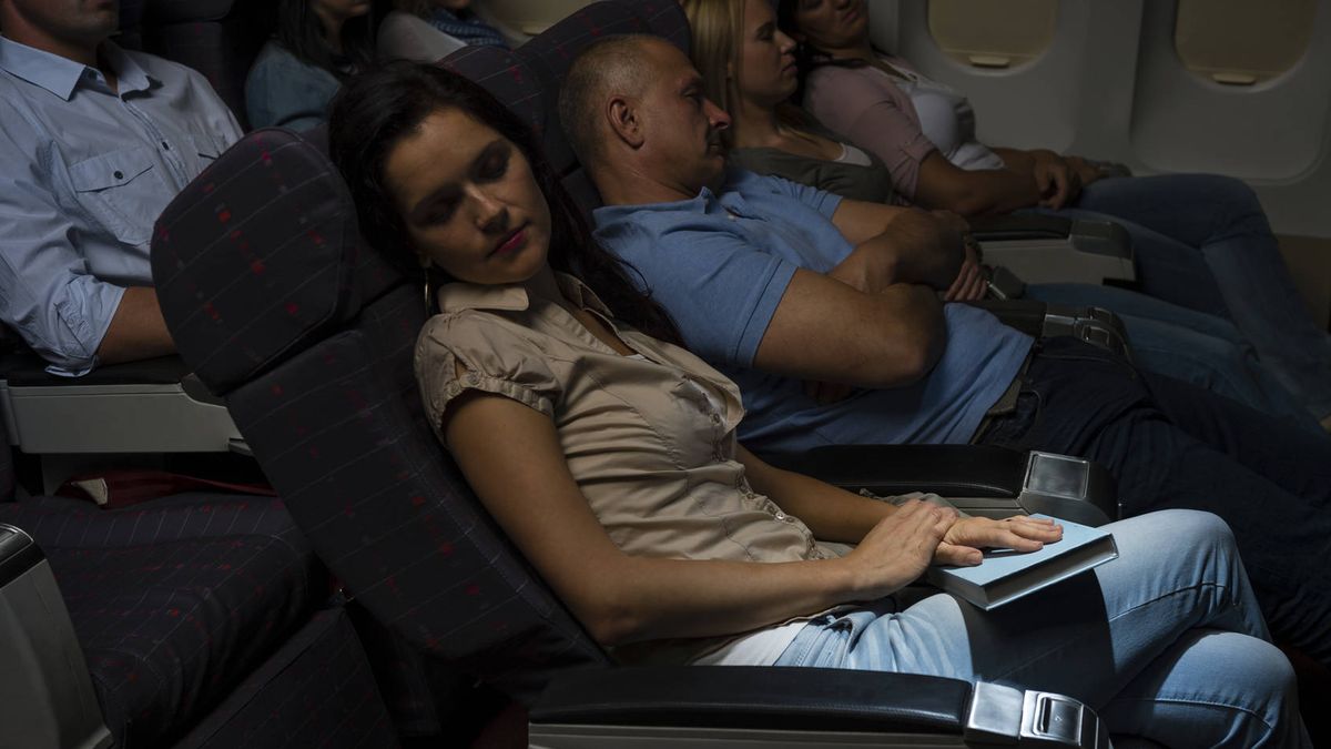 Abusos sexuales en los aviones: el frecuente tabú del que nadie se atreve a hablar