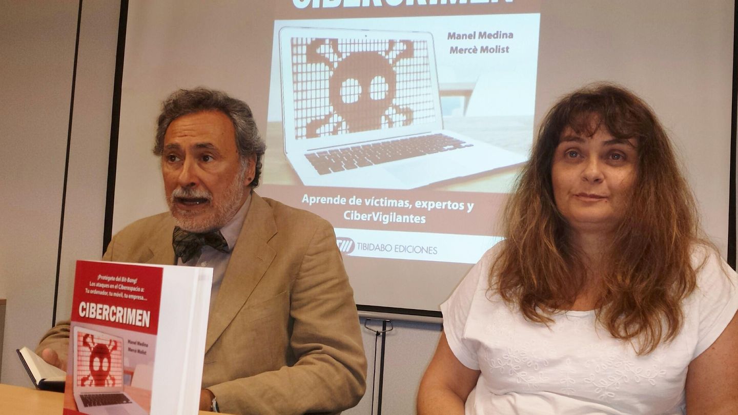 Manel Medina y Mercè Molist, autores del libro, durante su presentación en Barcelona