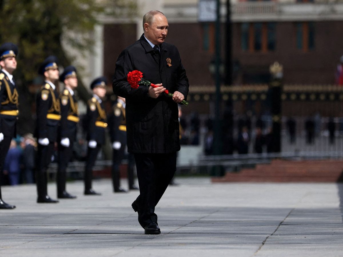 Foto: El presidente Putin, durante la celebración del aniversario de la victoria soviética en la IIGM. (Reuters/Sputnik/Anton Novoderzhkin)