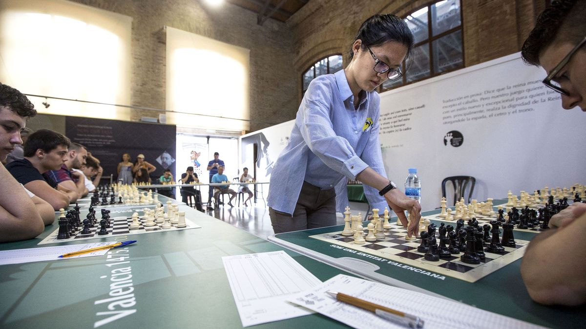 Metiendo la 'gambita' con las damas: así es la discriminación de género en el ajedrez