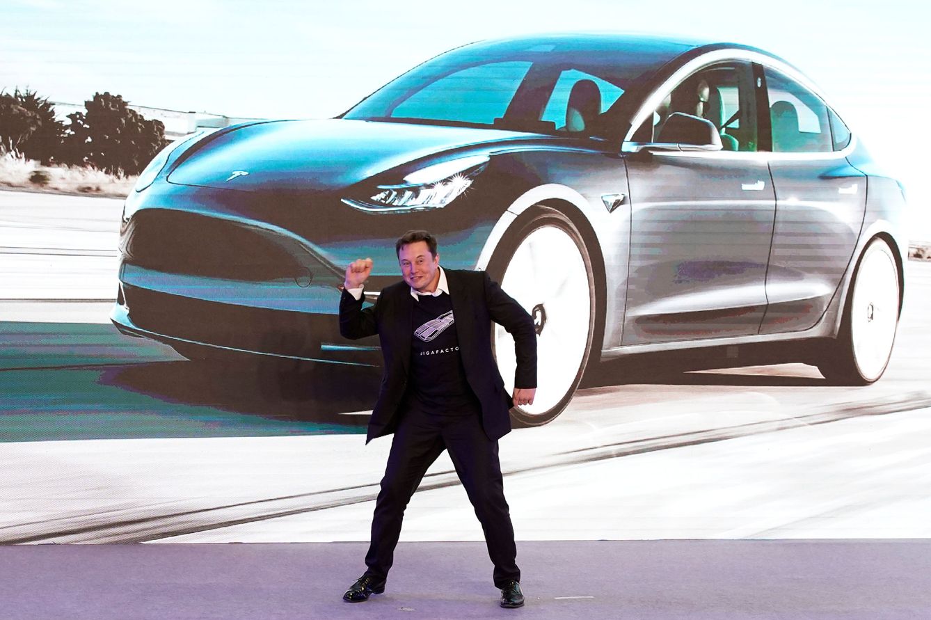 El CEO de Tesla, Elon Musk, en el acto celebrado en la planta de Shanghái. (Reuters)