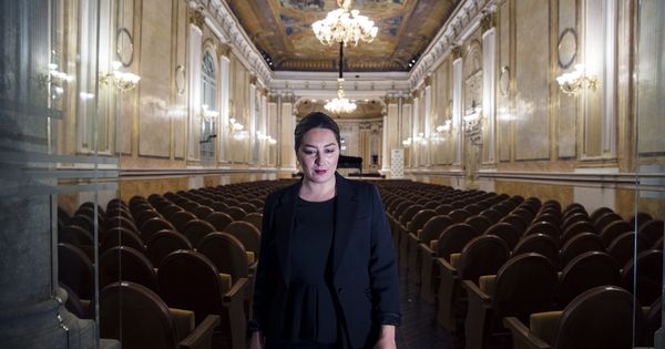 Foto: Estrella Morente, en la sala María Cristina de Málaga, donde dará su concierto este viernes. (EFE)