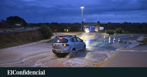 Dana Adam en España | Emergencias de la Comunidad Valenciana pide a la población de La Marina y La Safor que se confine por las inundaciones
