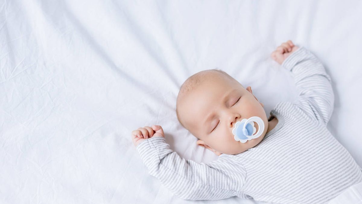 Los padres pierden hasta 700 horas de sueño en el primer año de vida de sus hijos