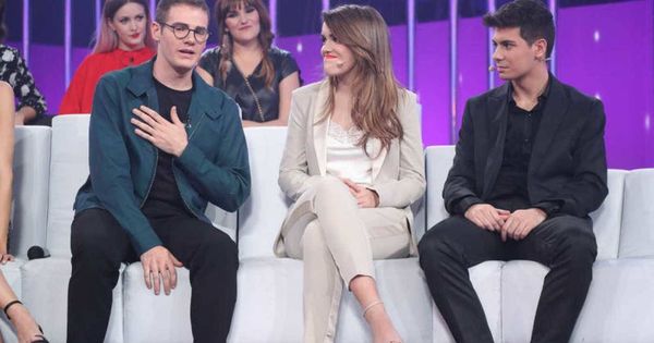 Foto: Raúl Gómez, junto a Amaia y Alfred, en la gala de Eurovisión de 'OT 2017'. (RTVE)