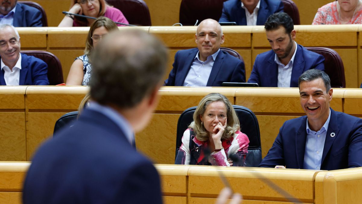 Sánchez aprovecha sus ventajas en el Senado en un duro a cara con Feijóo
