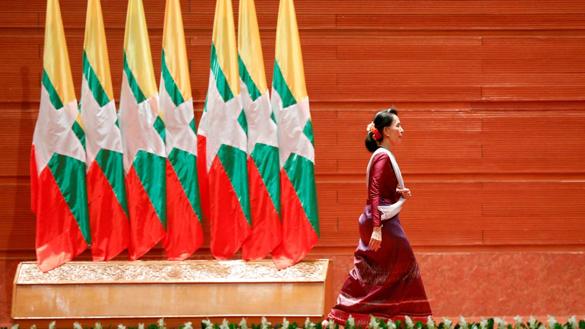 Aung San Suu Kyi, la Premio Nobel de la Paz que está justificando un genocidio