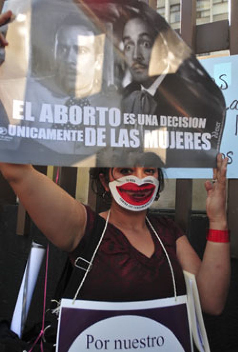 Foto: El Gobierno aprueba la ley del aborto que sitúa la mayoría de edad en 16 años